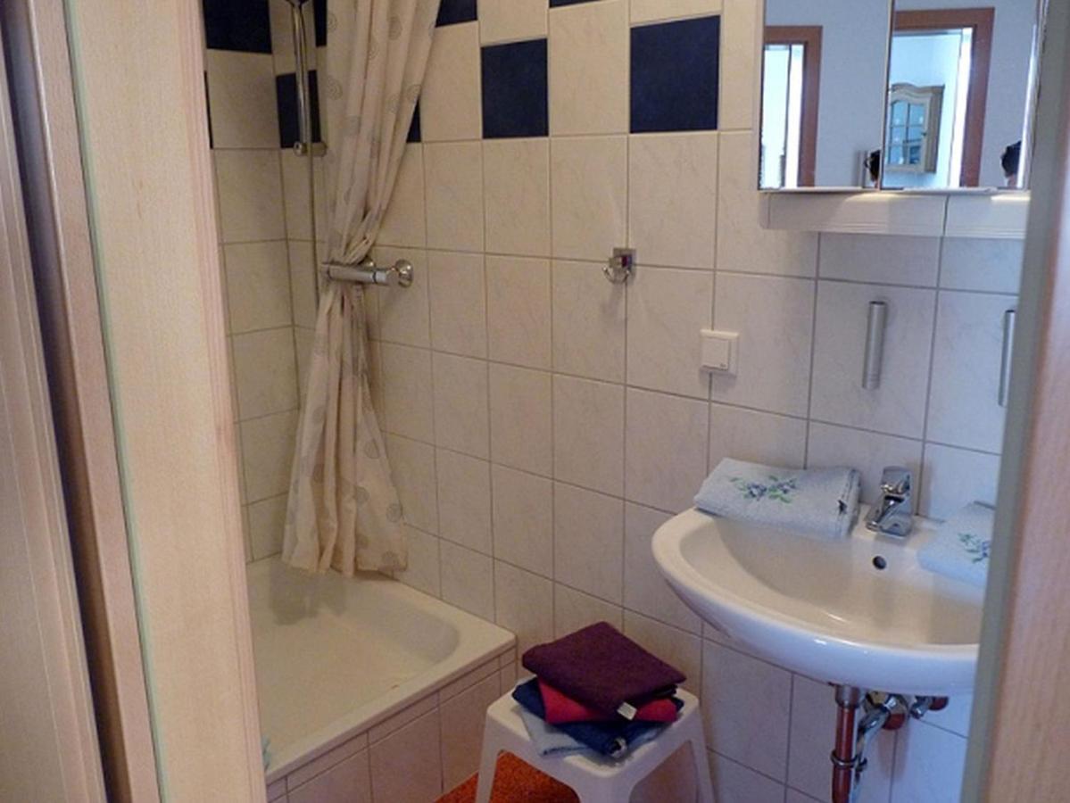Ferienwohnung Familie Jacobi "Kurfuerst" Naumburg (Hessen) Exterior foto